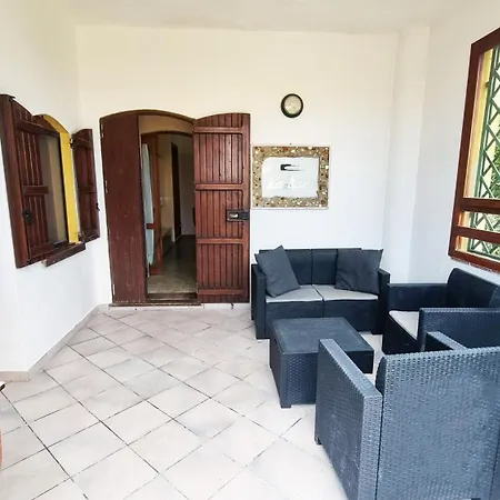 Baia 1 - Casa Con 2 Matrimoniali Climatizzate Con Bagni Interni E Giardino Sa Rocca Tunda